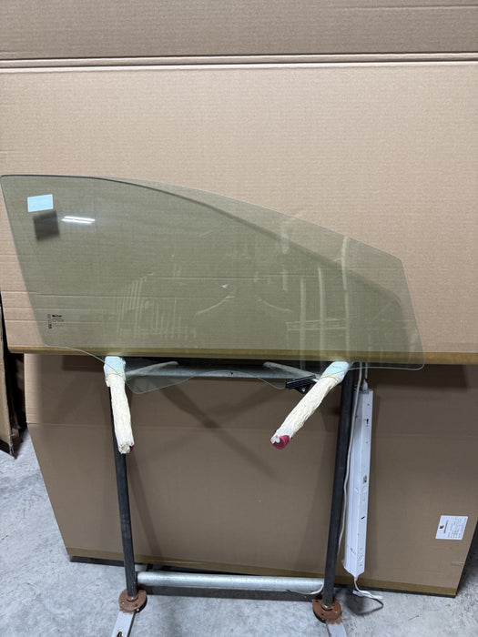 FD26027 GTY - Kia Forte 14-18 4 Door Sedan Door Glass